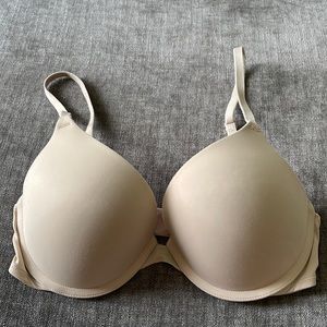 Victoria Secret PINK Nude bra